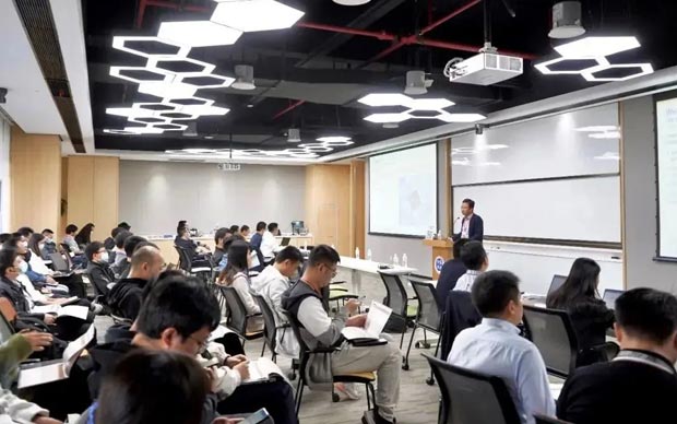 瑞薩電子與吉利汽車深化合作，共探汽車電子前沿技術